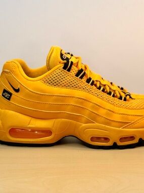 Nike Air Max 95 NYC Taxi (GS)